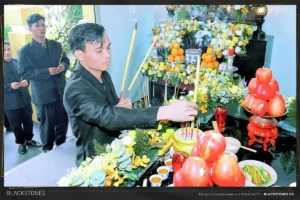 đám tang nên lót gì vào áo quan