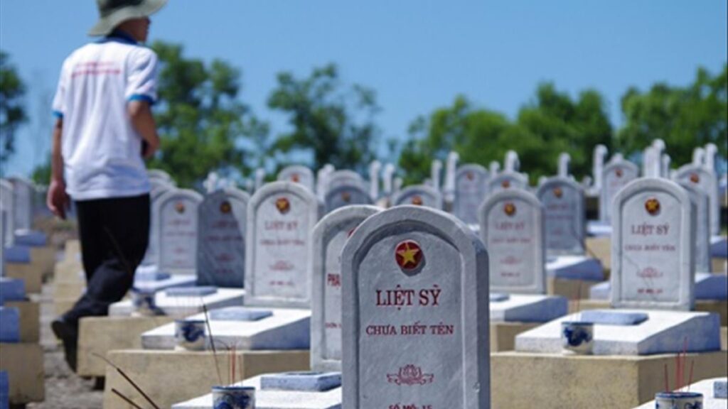 Chiêu hồn nạp táng là gì?