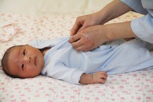 Tại sao tuổi trong khai sinh, trong văn bằng không đúng với tuổi thực